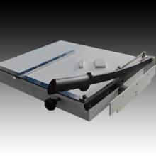 永嘉縣創(chuàng)普文化用品廠 專業(yè)生產(chǎn)切紙刀與多元化運動項目經(jīng)營服務(wù)